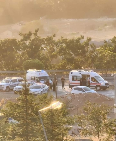 elazigda-iki-otomobil-carpisti-6-yarali-lQ656rO3.jpg