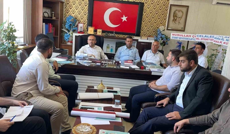 elazigda-ilce-muftuleri-toplantisi-gerceklestirildi-phaFdvl5.jpg