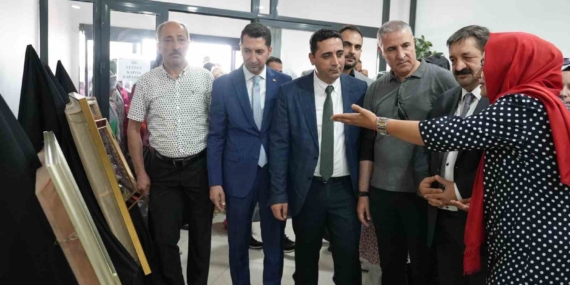 Elazığ’da kursiyerlerin ürünleri görücüye çıktı Elazığ’da kursiyerlerin ürünleri görücüye çıktı