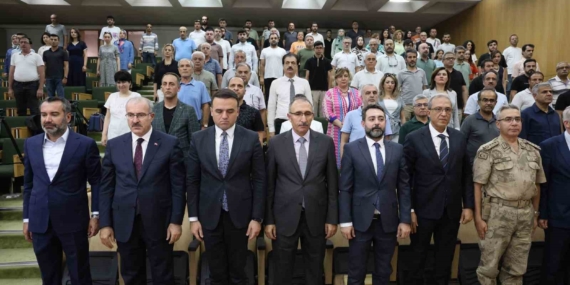 Elazığ Fırat Üniversitesi’nde ’Türk Tarihinde Darbeler ve 15 Temmuz Konferansı’ Düzenlendi