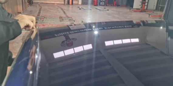 Elazığ’da Vatandaş Sıfır Araçta Boya Problemi Yaşadı