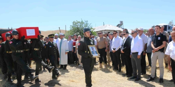 Elazığlı Gazi Baki Nazik 70 Yaşında Vefat Etti Elazığlı Gazi Baki Nazik 70 Yaşında Vefat Etti