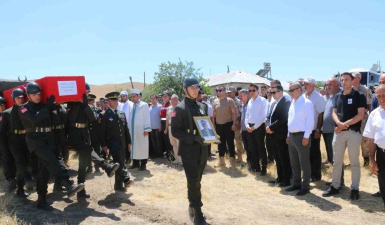 elazigli-gazi-baki-nazik-70-yasinda-vefat-etti-vXcvBd5O.jpg