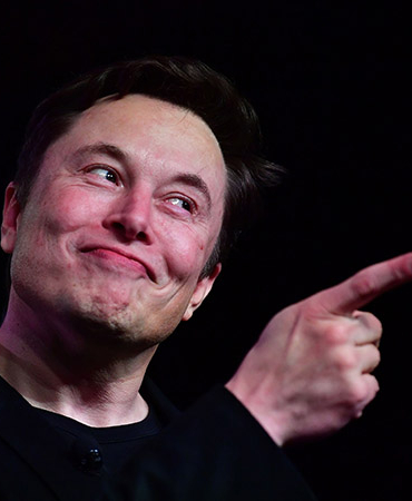 elon-musk-teslanin-insansi-robotlari-gelecek-yil-kullanacagini-acikladi-svzBKqIP.jpg