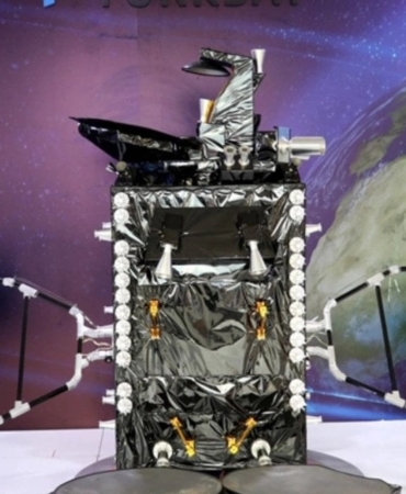 elon-muskin-sirketi-spacex-turksat-6ayi-yorungeye-birakacak-YfBYvudD.jpg
