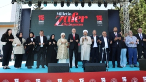 erdogan-15-temmuza-tiyatro-diyenleri-kiyamete-kadar-affetmeyecegiz-Ul7uhpbz.jpg