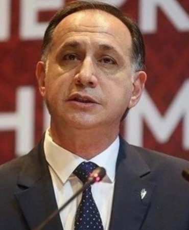 ferhat-gundogdu-kimdir-futbolseverlerin-merak-ettigi-yeni-mhk-baskani-kac-yasinda-nereli-bggV2hc9.jpg
