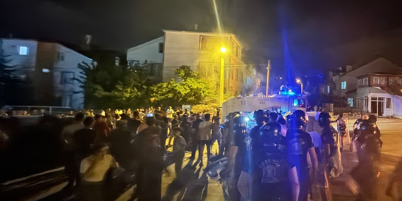 Kayseri’de İstismar İddiası Sonrası Olaylara İlişkin 67 Kişi Gözaltına Alındı Kayseri’de İstismar İddiası Sonrası Olaylara İlişkin 67 Kişi Gözaltına Alındı