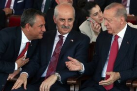 kktcdeki-torende-dikkat-ceken-anlar-erdogan-bahceli-ve-ozel-yan-yana-9cstRaFc.jpg