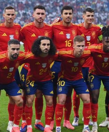 lamine-yamal-avrupa-sampiyonalari-tarihine-gecti-WWXEPnFR.jpg
