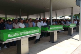 malatyada-uykularinda-silahla-vurularak-katledilen-aile-defin-edildi-zLNBq4OA.jpg