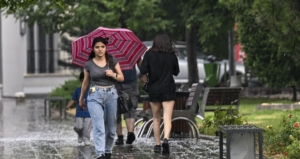 meteoroloji-saat-vererek-uyardi-kuvvetli-saganak-vuracak-qzYhVUEk.jpg