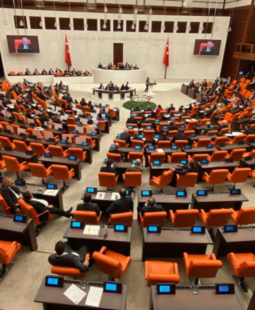 milletvekillerine-ait-10-dokunulmazlik-dosyasi-tbmm-baskanligina-sunuldu-Kq8hPaIw.jpg