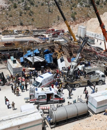Şırnak'ta Gabar Dağı'ndaki Petrol Sahasında Sondaj Kulesi Devrildi: 1 Ölü, 2 Yaralı sirnakta-gabar-dagindaki-petrol-sahasinda-sondaj-kulesi-devrildi-1-olu-2-yarali-nJgQL5AZ.jpg