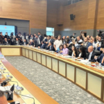 sokak-kopeklerinin-uyutulmasini-iceren-kanun-teklifi-gorusmeleri-protestoyla-basladi-UeuNt8SK.jpg