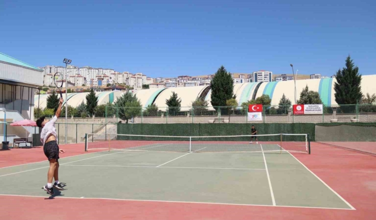 tenis-turkiye-sampiyonasi-sona-erdi-s8iGb7ZC.jpg