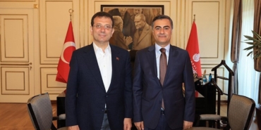 van-buyuksehir-belediye-esbaskanindan-ekrem-imamogluna-ziyaret-acNUsPwI.jpg