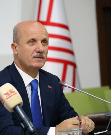 yok-acikladi-devlet-universitelerindeki-ikinci-ogretim-programlari-kapatildi-2YRs675k.jpg