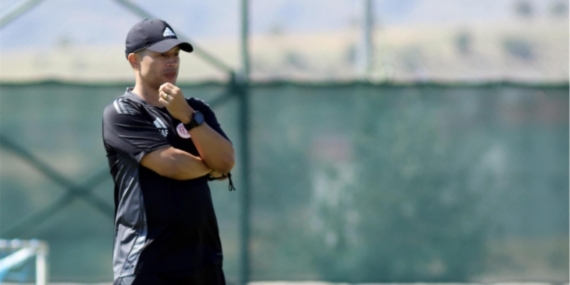 12 yıl sonra Türkiye'ye geri dönen Alex de Souza, pahalılığa şaşırdı 12 yıl sonra Türkiye’ye geri dönen Alex de Souza, pahalılığa şaşırdı