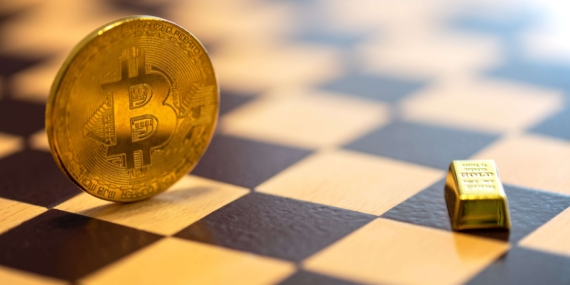 Altın Mı, Kripto Para Mı? 2024’te Güvenli Yatırım Aracı Hangisi?