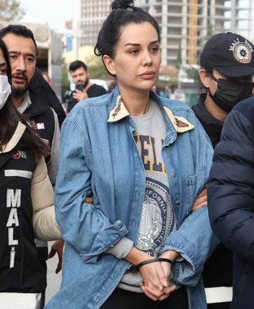 Dilan Polat