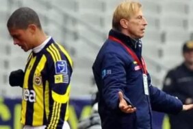 Alex de Souza'dan Christoph Daum İçin Duygusal Paylaşım: Beni Türkiye’ye getiren en önemli isimdi alex-de-souzadan-christoph-daum-icin-duygusal-paylasim-beni-turkiyeye-getiren-en-onemli-isimdi-vKXzvjLM.jpg