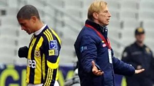alex-de-souzadan-christoph-daum-icin-duygusal-paylasim-beni-turkiyeye-getiren-en-onemli-isimdi-vKXzvjLM.jpg