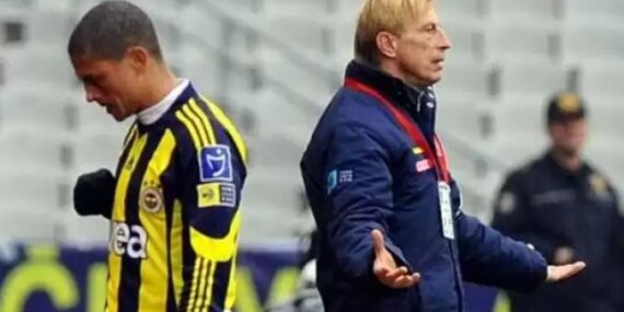 Alex de Souza'dan Christoph Daum İçin Duygusal Paylaşım: Beni Türkiye’ye getiren en önemli isimdi Alex de Souza’dan Christoph Daum İçin Duygusal Paylaşım: Beni Türkiye’ye getiren en önemli isimdi