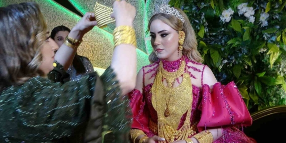 Aşiret Düğününde Geline 3 Kilo Altın, Damada 3 Milyon TL Takıldı