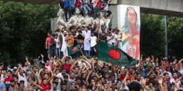 banglades-basbakani-ulkeden-kacti-evi-yagmalandi-VFLAjmUO.jpg
