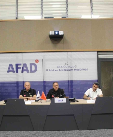 bingolde-gece-yarisi-baslayan-deprem-tatbikati-devam-ediyor-n2ryxF6n.jpg