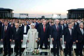 cumhurbaskani-erdogan-savunma-sanayisindeki-basarilarimiz-dostlara-guven-dusmanlara-korku-veriyor-EEuReMBd.jpg