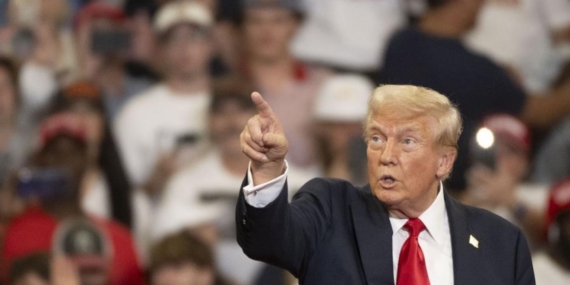 Donald Trump: 3. Dünya Savaşı Kapımızda Donald Trump: 3. Dünya Savaşı Kapımızda