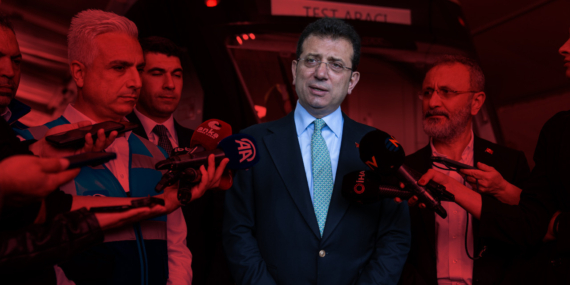 Ekrem İmamoğlu'nun Hapis Cezasıyla İlgili İddialar Yalanlandı Ekrem İmamoğlu’nun Hapis Cezasıyla İlgili İddialar Yalanlandı