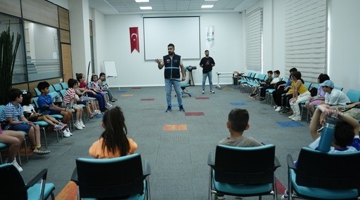 Elazığ İl Özel İdaresi'nin Yaz Spor Okulları Sürüyor Elazığ İl Özel İdaresi’nin Yaz Spor Okulları Sürüyor