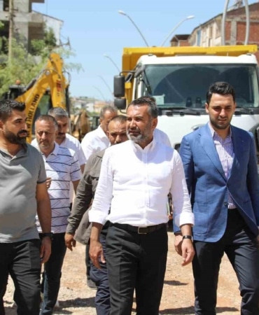 elazigda-altyapi-sorunu-cozuluyor-baskan-serifogullarindan-sabir-cagrisi-pibUgaw4.jpg