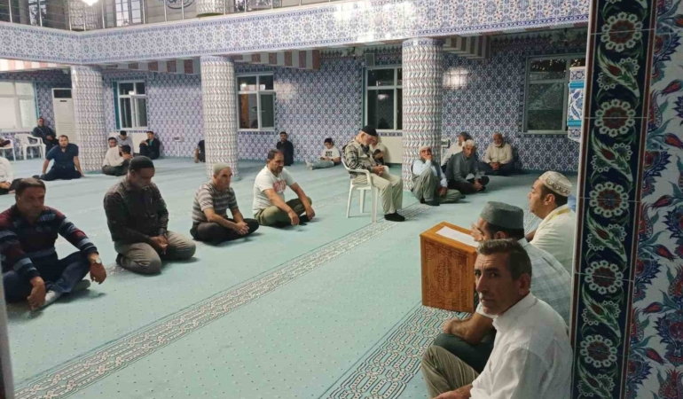 elazigda-sabah-namazi-bulusmalari-duzenlendi-DFK3kVVy.jpg