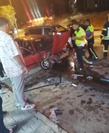 elazigda-trafik-kazasinda-3-kisi-yaralandi-tWvKHBMU.jpg