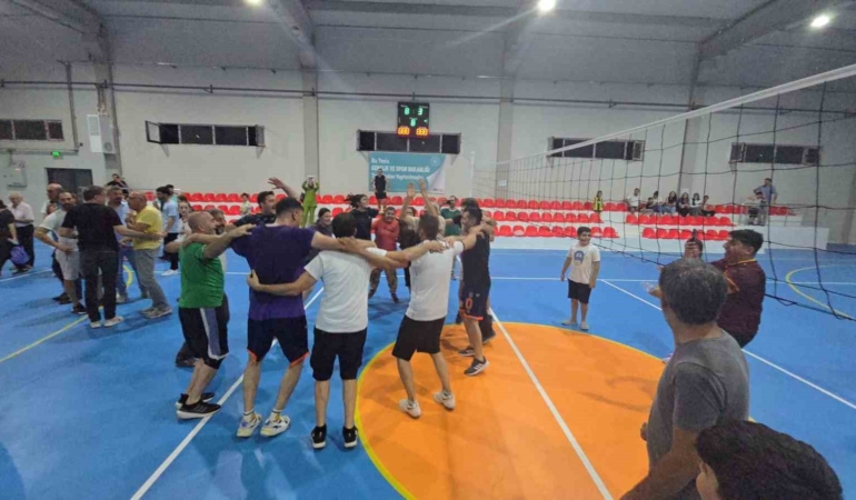 elazigin-agin-ilcesinde-kurulan-spor-tesisinde-ilk-heyecan-nJzhEdxU.jpg