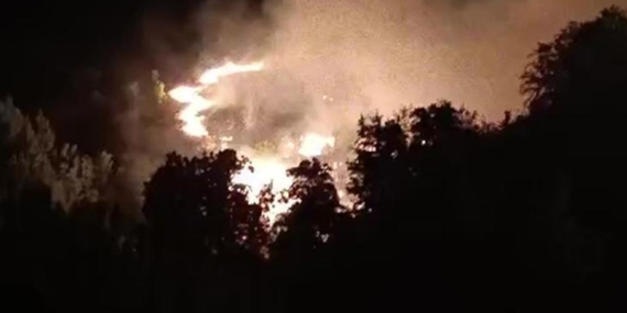 Elazığ'ın Sivrice İlçesinde Çıkan Yangın: Vali Yangın Bölgesinde Elazığ’ın Sivrice İlçesinde Çıkan Yangın: Vali Yangın Bölgesinde