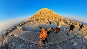 elazigli-ogretmenler-5-gunde-450-kilometre-pedal-cevirerek-nemrut-ve-gobeklitepeyi-gezdi-Rufnr9eJ.jpg