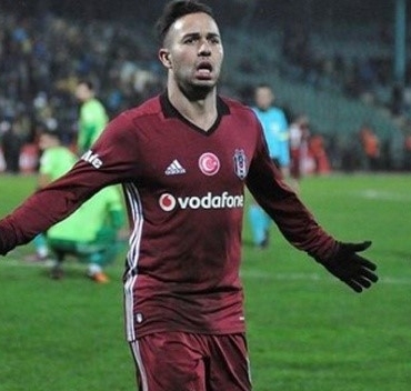 elazigspor-kerim-frei-ile-anlasti-IvYWZTM1.jpg
