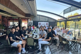 elazigspor-teknik-heyeti-ve-futbolculari-mac-oncesi-duzenlenen-kahvaltida-bir-araya-geldi-2y7kUFC5.jpg