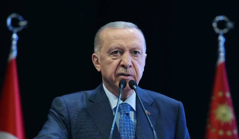 erdogani-torunu-uyarmis-olimpiyat-acilisina-gitme-dede-lgbt-gosterisi-yapacaklar-BAZMIPyL.jpg