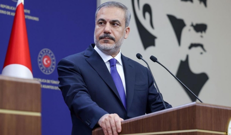 hakan-fidan-bruksel-yolcusu-ab-ile-vize-konusunu-gorusecek-UVDbPjzM.jpg