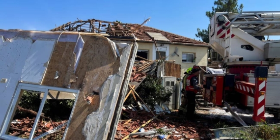 Hizbullah'tan İsrail'e Roket ve Dron Saldırısı: Golan Tepeleri'nde Yaralanma Hizbullah’tan İsrail’e Roket ve Dron Saldırısı: Golan Tepeleri’nde Yaralanma