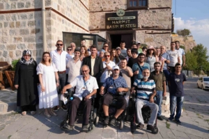 tarihi-harput-ozel-konuklarini-agirladi-6aCCJJAC.jpg