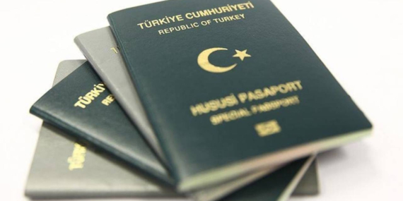 Temmuzda Yeşil Pasaport Talebi Rekor Kırdı: İlk Kez Bordo Pasaportu Geçti Temmuzda Yeşil Pasaport Talebi Rekor Kırdı: İlk Kez Bordo Pasaportu Geçti