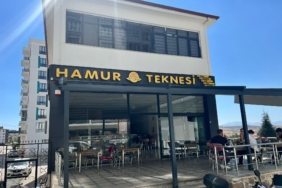 Elazığ Hamur Teknesi, Doğukent Mahallesi’nde Fırın Hizmetiyle İlgi Görüyor PHOTO-2024-09-02-11-33-13