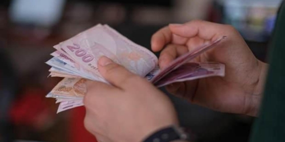 AK Parti'den 'emeklilik sistemi' açıklaması AK Parti’den ’emeklilik sistemi’ açıklaması